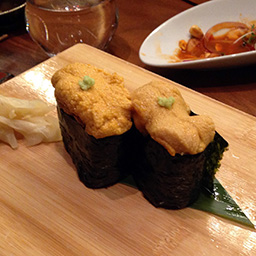 Uni sushi